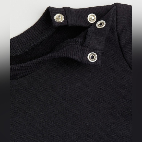H&M- Black Sweatshirt - Picture 2 of 2